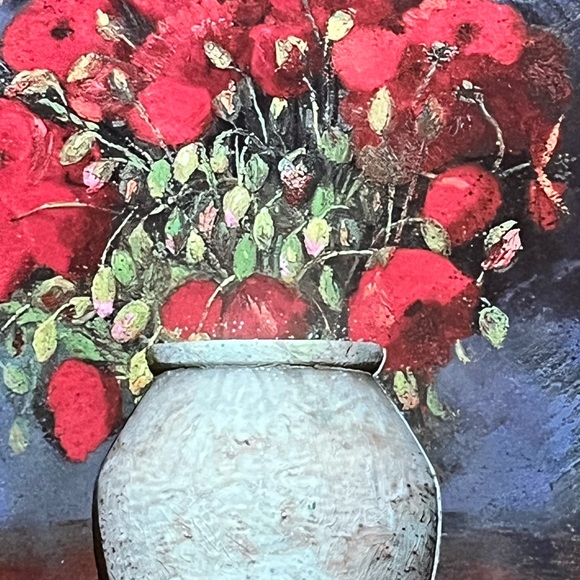 Meet your Posher, Juliana!! - Picture 2 of 3